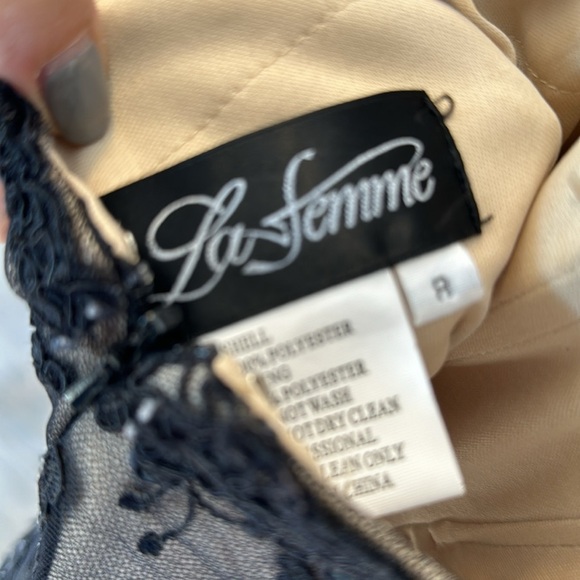 La Femme style number 19750 black lace over nude lining in multiple sizes - Picture 10 of 10